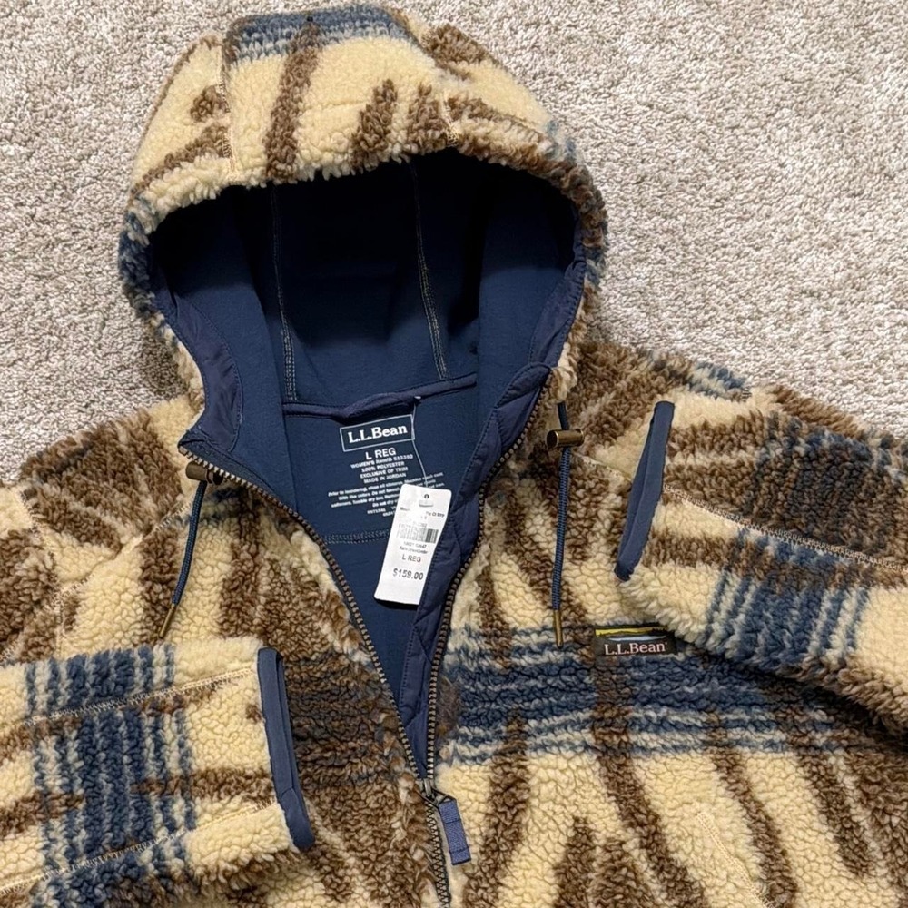 NWT L.L.Bean Mountain Pile Fleece Coat | Geometric Aztec Pattern | Large